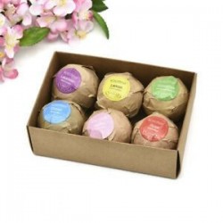 60g / 6Pcs - Vegyes színek. 1 / 6Pcs fürdősó bombák Ball Természetes fehérítő hidratáló illóolaj testradír