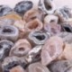 2.5x5cm Achát Geodes Gyűjtemény Nyers kövek Természetes szeletkristályok Félig gyógyító fokozat