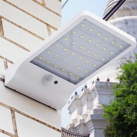 1 Pack-30 LED (fehér) Vízálló LED Solar Power PIR mozgásérzékelő fali fény szabadtéri kert udvari lámpa