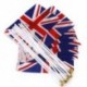 Kézzel hullámosító Union Jack zászlók műanyag pólusai 21 x 14 cm-es csomag 12 piros   fehér O5V4-vel