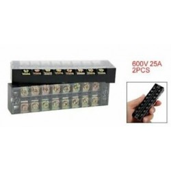 2 db 8 db 8 soros, kettős soros csavaros sorkapocsra lezárt akadálycsík, 600V 25A F9Q3