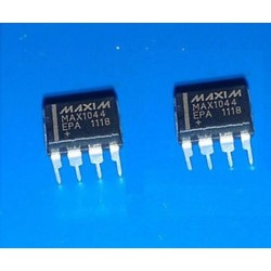 MAX1044 MAX1044CPA feszültség átalakító DIP-8