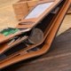 Fekete - Divat férfi bőr Bifold személyi igazolvány tartó pénztárca Billfold kézitáska vékony tengelykapcsoló