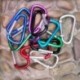 5db - 20x D-gyűrűs kulccsal ellátott alumínium karabiner kulcstartó lánc rögzítő kampós klip karabiner kemping