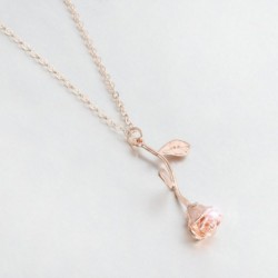 Rózsaarany színű Divatos nyaklánc rózsa alakú medállal - 60