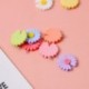 26 mm -es nagyméretű gyanta Színes Hiányzó szirom Daisy függő DIY kiegészítők ékszerek készítéséhez