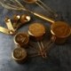 Szín: 3 - Nordic Baking Tools Retro Arany Lisztszita Habverő Tojáspumpa Fényképészeti Kellékek Mérőkanál csésze Étel