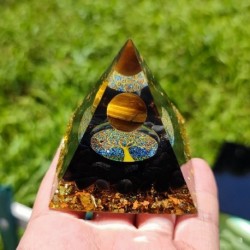 Szín: 19 - Buddha orgon piramis gyógyító természetes kristály csakra kő reiki kiegyensúlyozó energia generátor orgonit