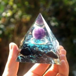 Szín: 08 - Orgone Piramis Ametiszt Peridot Gyógyító Természetes Reiki Kristály Energia Generátor Orgonit Piramis Emf