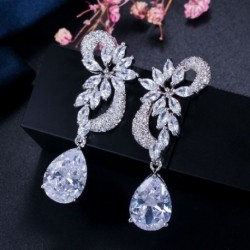 Fém színe: fehér - CWWZircons Márka Egyedi Design Ezüst színű Luxus Cubic Circon Virág Csepp Stones Hosszú Királykék