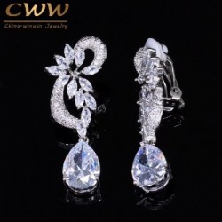 Fém színe: fehér - CWWZircons nem áttört vintage királykék CZ kristály virág alakú, lyuk nélküli fülbevaló