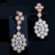 Fém szín: arany - CWWZircons Fényes Micro Pave Cubic cirkónia kövek Menyasszonyi Long Dangle Csepp arany színű