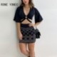 Szín: kék M - Női Elegáns Mély V nyakú Crop Top strassz díszítéssel, fél fodros ujjú Bodycon szoknya szettek