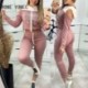 Szín: Pink XL - Női alkalmi hosszú ujjú szalagos levél hideg váll sportos patchwork fényes nadrág szettek