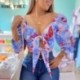 Szín: MULTI M - Női Szexi Allover Print Hollow Out Lace Up Off Vállal Lámpás ujjak Blúz Crop Top
