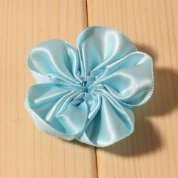 Szín: kék - 10db/tétel 2&quot  16 színű hajkapcsok szatén szalag szirom virág hajhoz kiegészítők mesterséges fodros