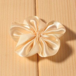 Szín: elefántcsont - 10db/tétel 2&quot  16 színű hajkapcsok szatén szalag szirom virág hajhoz kiegészítők mesterséges