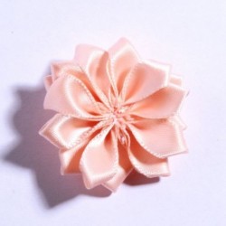 Szín: barack - 10 DB 4CM művirág szatén virágok DIY virágcsokor hajkiegészítőkhöz Rozetta hegyes virág hajcsat