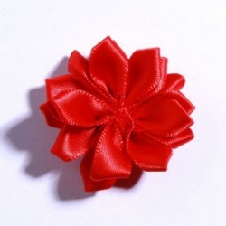 Piros szín - 10 DB 4CM művirág szatén virágok DIY virágcsokor hajkiegészítőkhöz Rozetta hegyes virág hajcsat nélkül