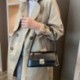Fekete szín - Női hónaljból készült válltáska 2023 márka luxus tervezői zár kézitáska Clutch Trend PU