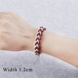F__m-sz__n_-05---Akci__s-K__zzel-k__sz__tett-sz__tt-pamut-v__szon-viasz-kark__t__k-Bar__ts__g-kark__t__k-fonott-k__t__lhez