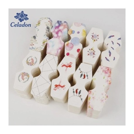 Sz__n_-08---__j-__rkez__s-100db-4_5x10_8cm-Sz__nes-pap__rk__rty__k-nyomtat__sa-__kszer-nyakl__nc-kark__t__-akaszthat__-__kszer