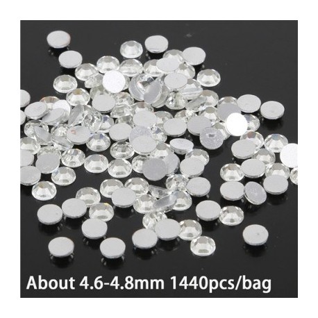 Sz__n_-kb-4_6-4_8-mm---Gy__ri-__r-1_3-8_0-mm-__tl__tsz__-krist__ly-feh__r-strasszok-ez__st-lapos-h__t__-k__vek-csillog__